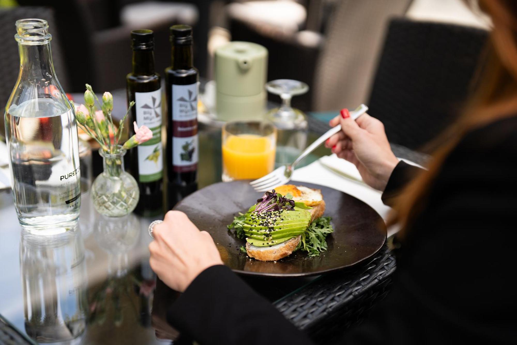 Penzion A Restaurace Bily Mlyn Liberec Kültér fotó