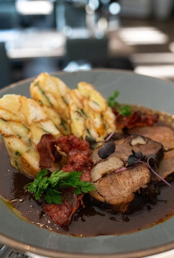 Penzion A Restaurace Bily Mlyn Liberec Kültér fotó